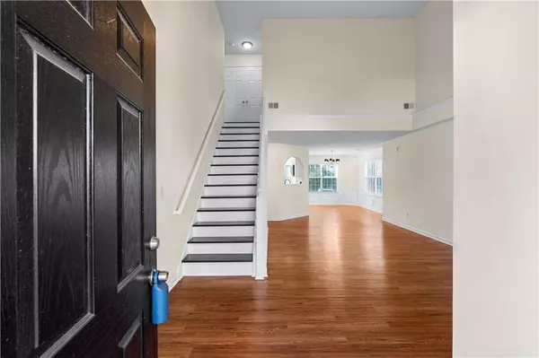 Riverdale, GA 30296,2734 South Hills