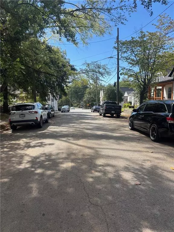 Atlanta, GA 30318,558 English AVE NW