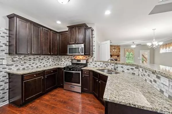 Acworth, GA 30101,2366 Proctor Creek Enclave