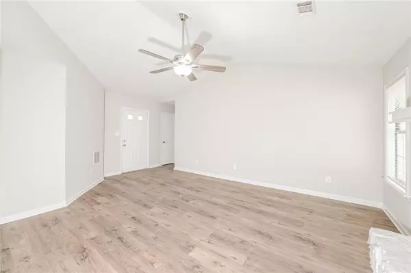 Stone Mountain, GA 30088,819 Arbor Hill DR