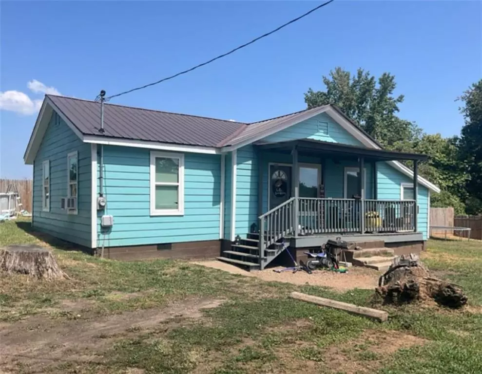 Gainesville, GA 30501,8 Jones ST