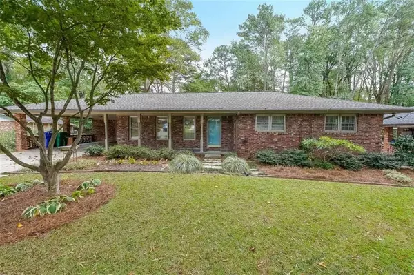 1445 Linkwood LN, Decatur, GA 30033