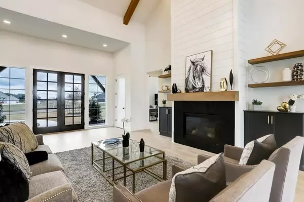 Acworth, GA 30101,946 Overlook TRL