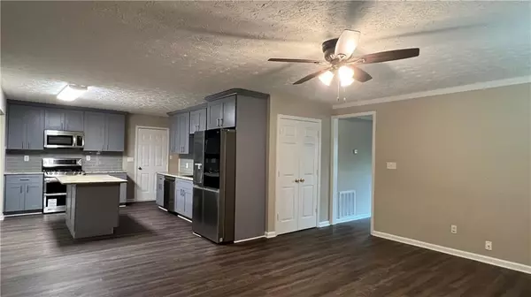 Johns Creek, GA 30022,615 S Preston CT