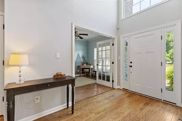 Marietta, GA 30062,881 Soaring DR