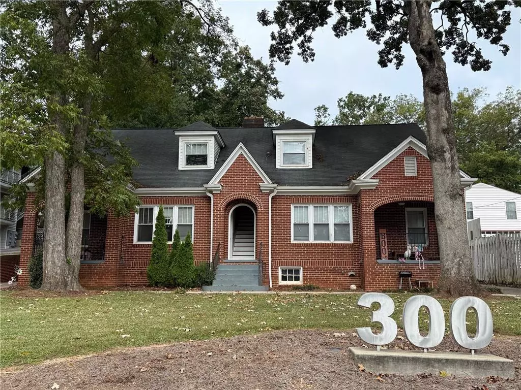 Gainesville, GA 30501,300 Forrest AVE