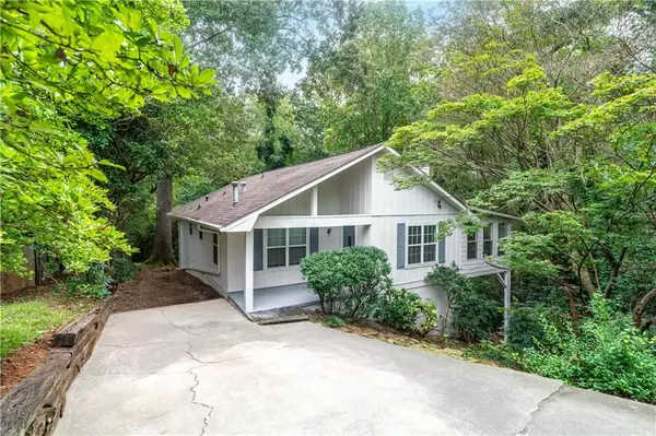 819 Gardenia LN, Decatur, GA 30033