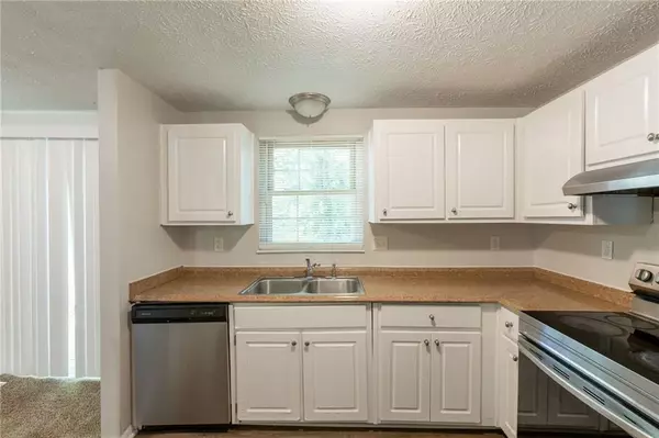 Stone Mountain, GA 30088,5372 Martins Crossing RD