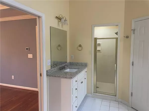 Duluth, GA 30097,5450 Heathridge TER