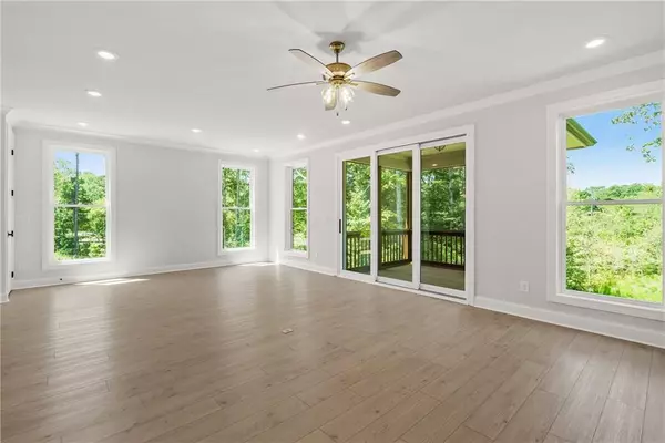 Peachtree Corners, GA 30092,5715 Broad River VW #449