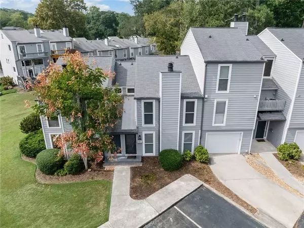 Atlanta, GA 30339,1039 Riverbend Club DR SE