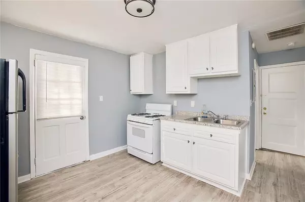 Decatur, GA 30032,3323 Midway RD #1