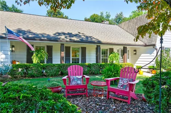 Roswell, GA 30076,200 Bent Grass DR