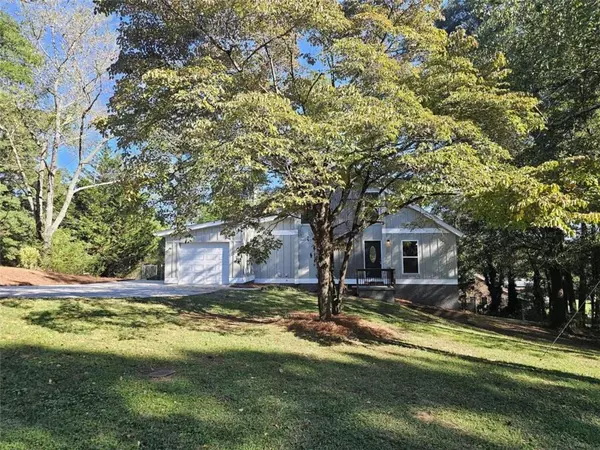 Cedartown, GA 30125,662 Hillside DR