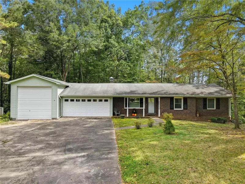 200 Dogwood DR, Canton, GA 30114