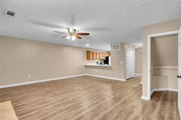 Riverdale, GA 30274,360 N BEACH CT