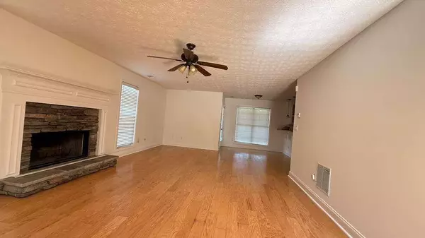 Buford, GA 30519,3860 MORGAN BOX CT