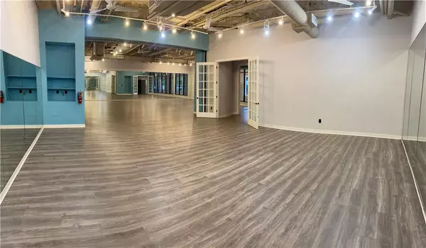Smyrna, GA 30080,1675 Cumberland Pkwy SE #202, 203