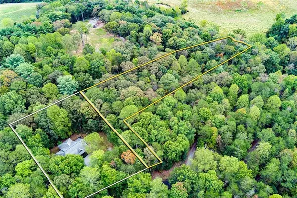 Ellijay, GA 30536,67 Ballard LN