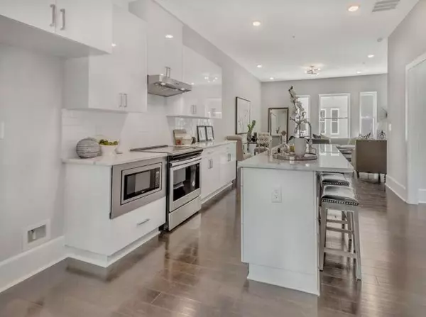 Atlanta, GA 30308,456 Parkway DR NE #14