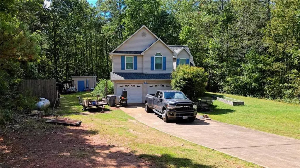 100 Liberty Bell LN, Griffin, GA 30224