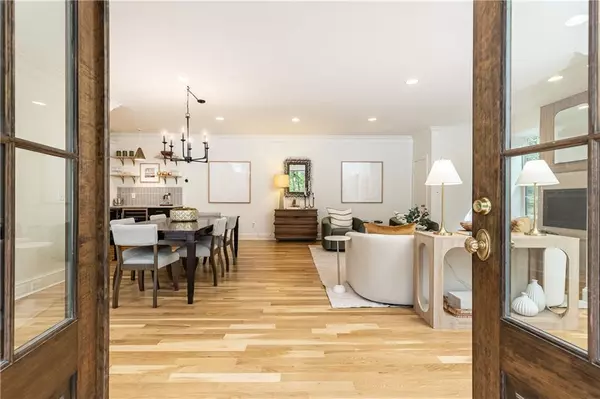 Atlanta, GA 30328,6370 River Chase CIR