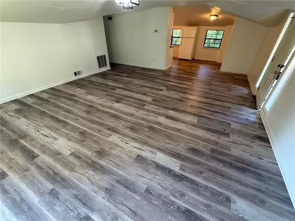 Mableton, GA 30126,6104 Pisgah RD SW #2