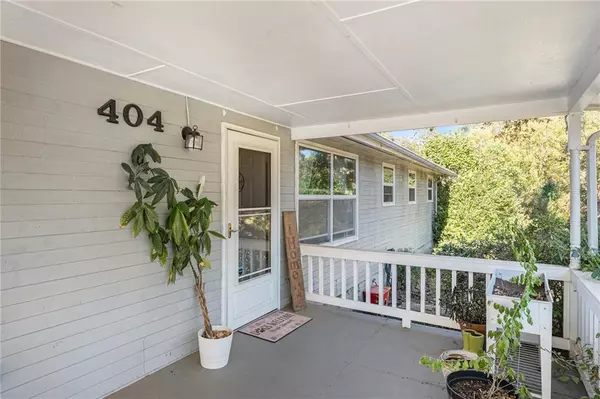 Hampton, GA 30228,404 Rocky Creek RD