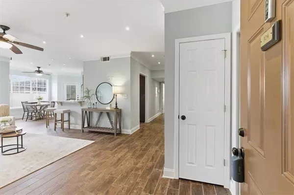 Atlanta, GA 30308,200 Renaissance Pkwy NE #304