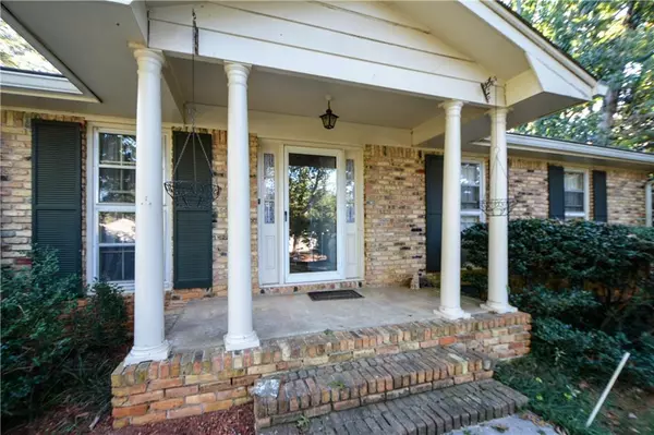 Atlanta, GA 30338,5379 Harris CIR