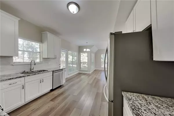 Cumming, GA 30041,5855 Shadewater DR