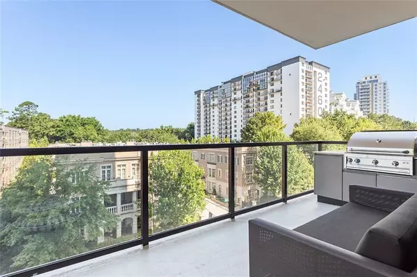 Atlanta, GA 30305,2425 Peachtree RD NE #612
