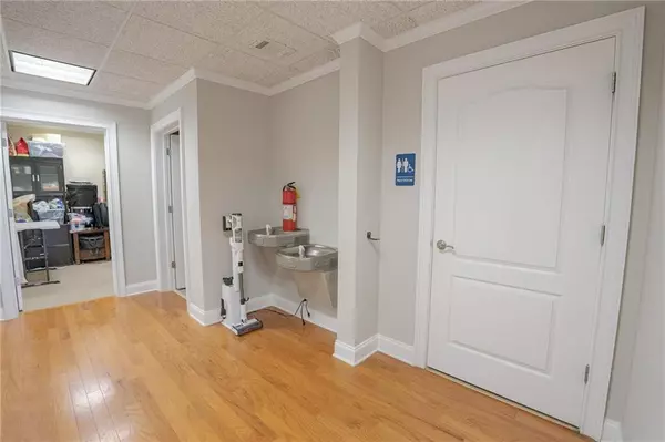 Suwanee, GA 30024,530 Highland Station DR #2003