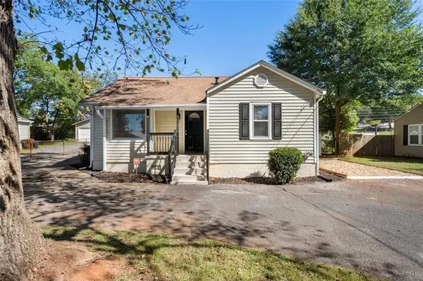 120 MAYBELLE ST, Cartersville, GA 30120