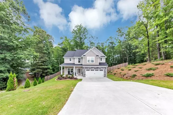 Douglasville, GA 30134,66 VICKY WAY