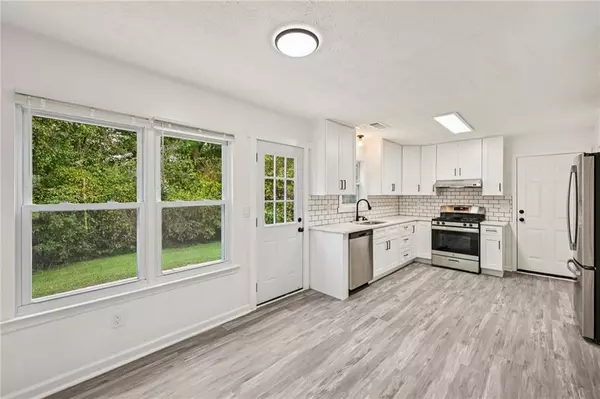 Ellenwood, GA 30294,2811 Appaloosa RUN