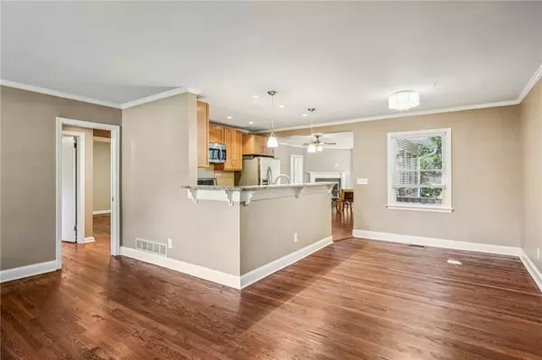 Decatur, GA 30033,2855 Hollywood DR