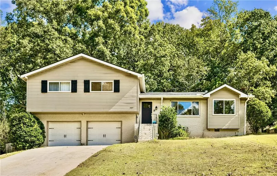 2407 Crestdale CIR SE, Atlanta, GA 30316