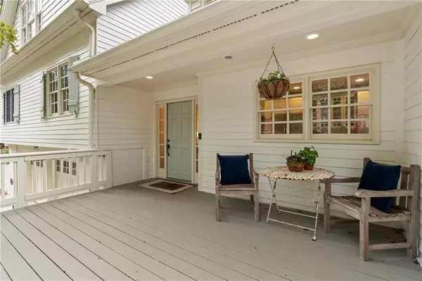 Atlanta, GA 30327,2772 Mornington DR NW