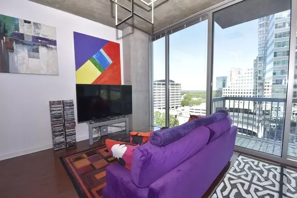 Atlanta, GA 30326,3324 Peachtree RD NE #1115