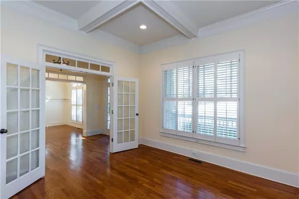 College Park, GA 30337,2240 Palmour CT