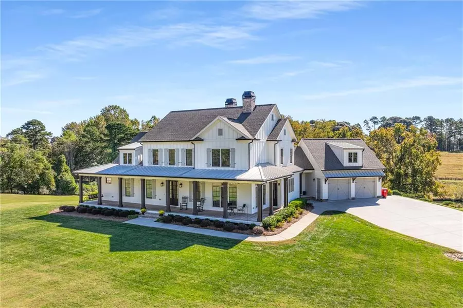 938 Austin RD, Winder, GA 30680