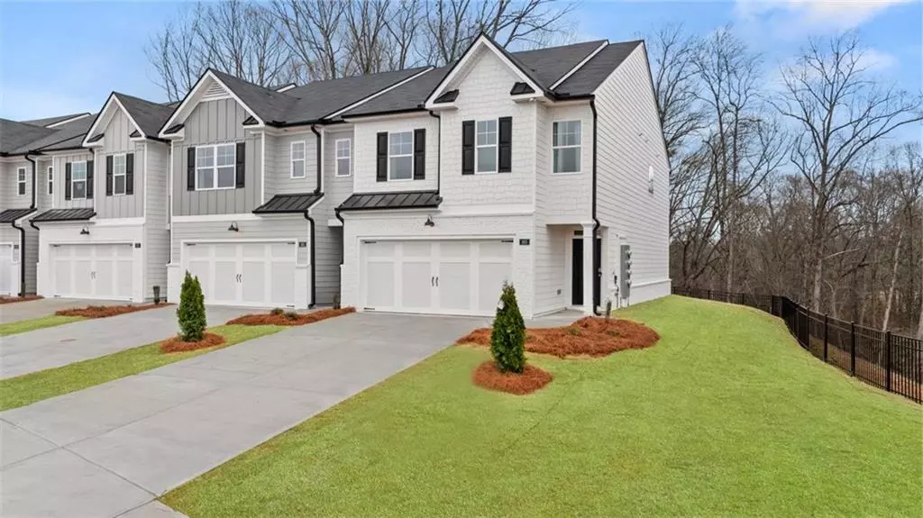 270 Sound CIR, Stockbridge, GA 30281