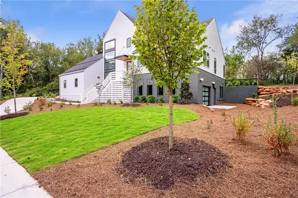 Roswell, GA 30075,235 Winterberry WAY