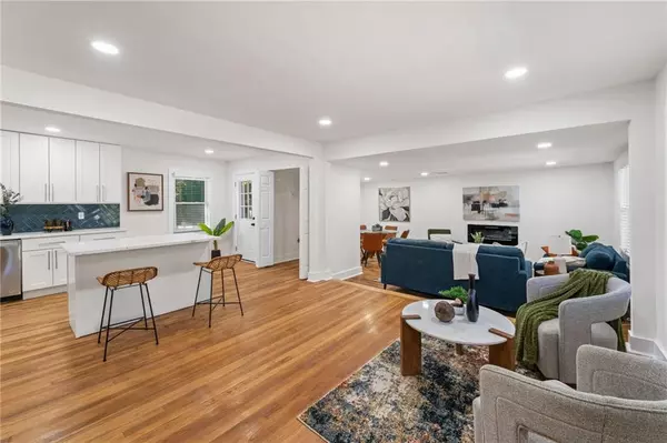 Decatur, GA 30032,2819 Long WAY