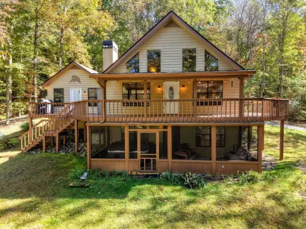 446 Riverwood RD, Ellijay, GA 30536