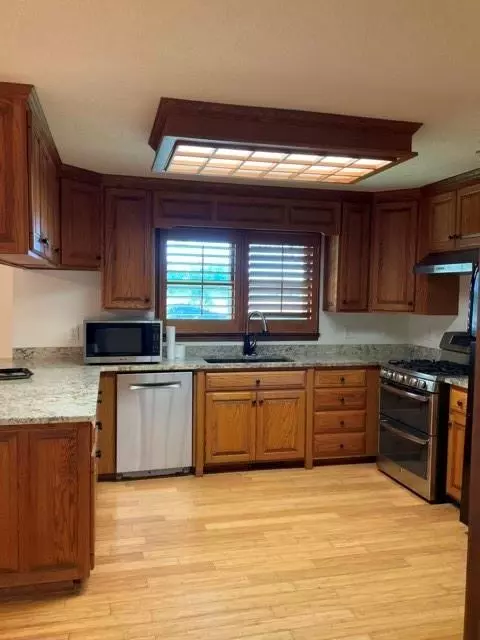 Carnesville, GA 30521,33 Andrews RD