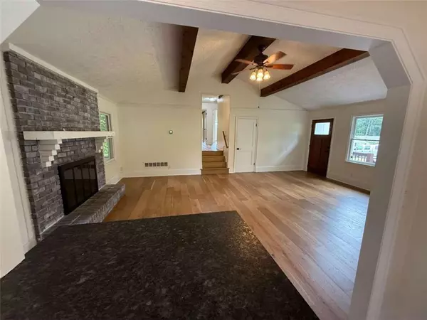 Woodstock, GA 30188,303 Council BLF