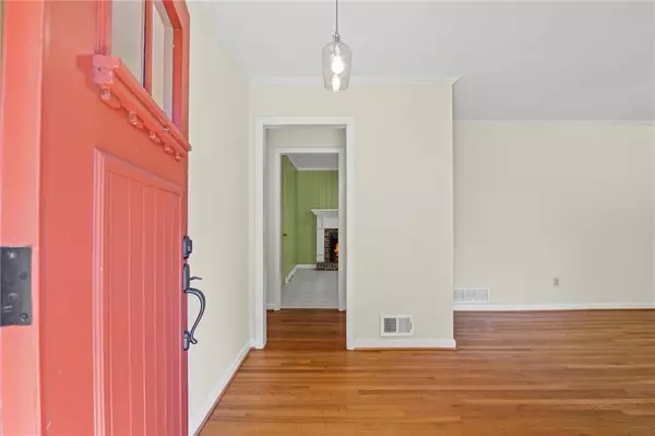 Atlanta, GA 30329,1591 Fama DR NE