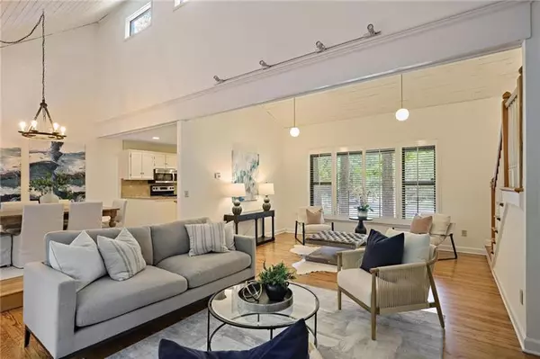 Atlanta, GA 30339,2792 Lansdowne LN SE